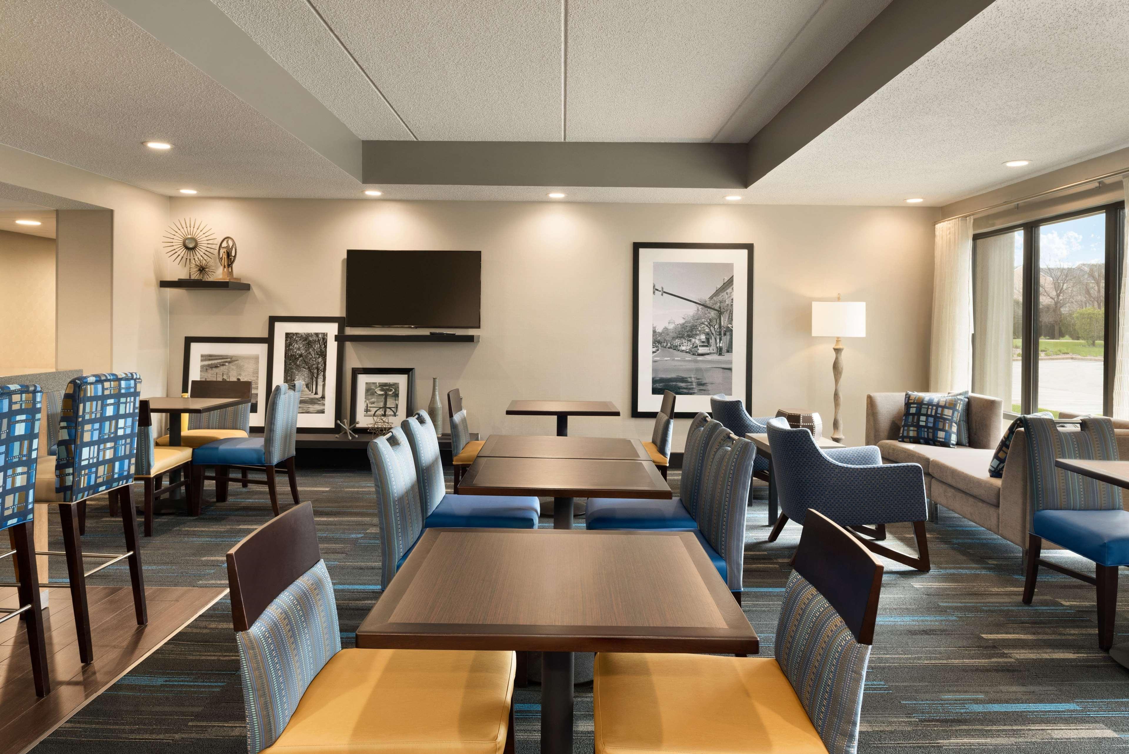 Hampton Inn Appleton-Fox River Mall Area Kültér fotó